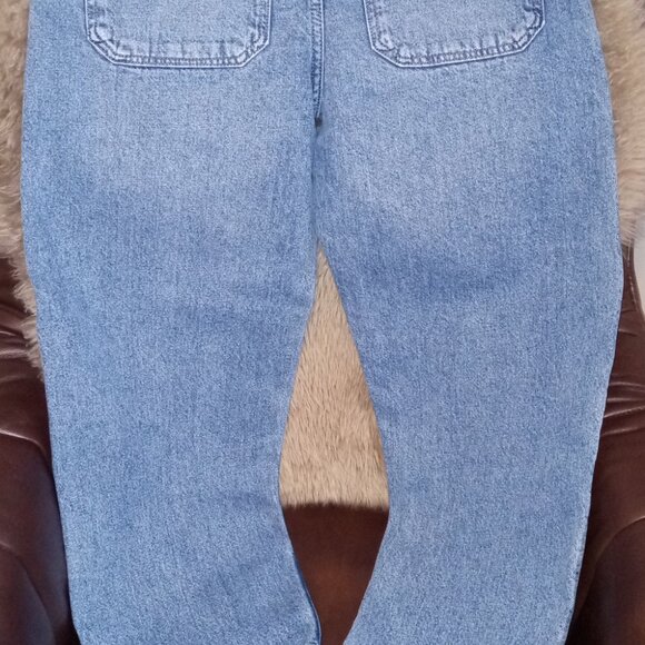 DKNY High Rise Utility Barrel Leg Jeans - Picture 8 of 9